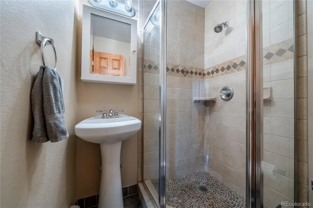 15970 Willow Way Woodland Park CO 80863