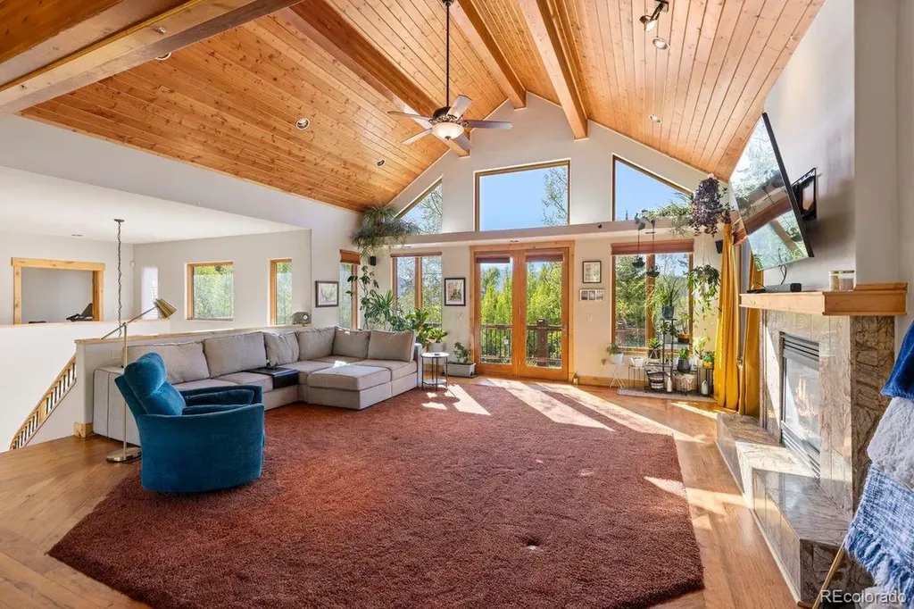 221 Kings Court Silverthorne CO 80498