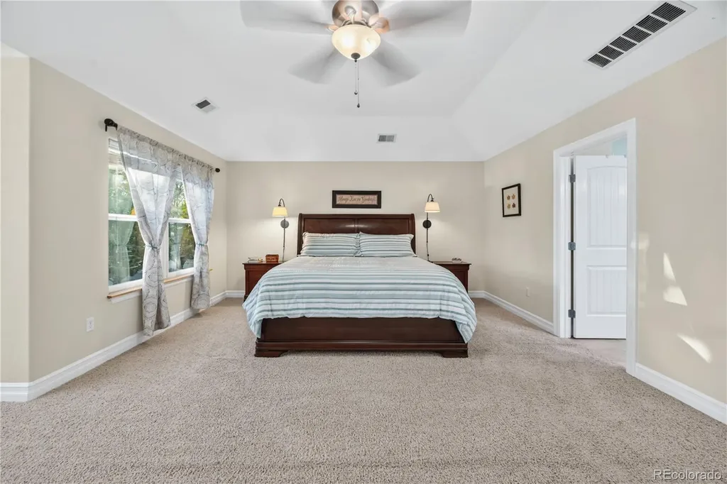 10281 Foxfire Street Longmont CO 80504