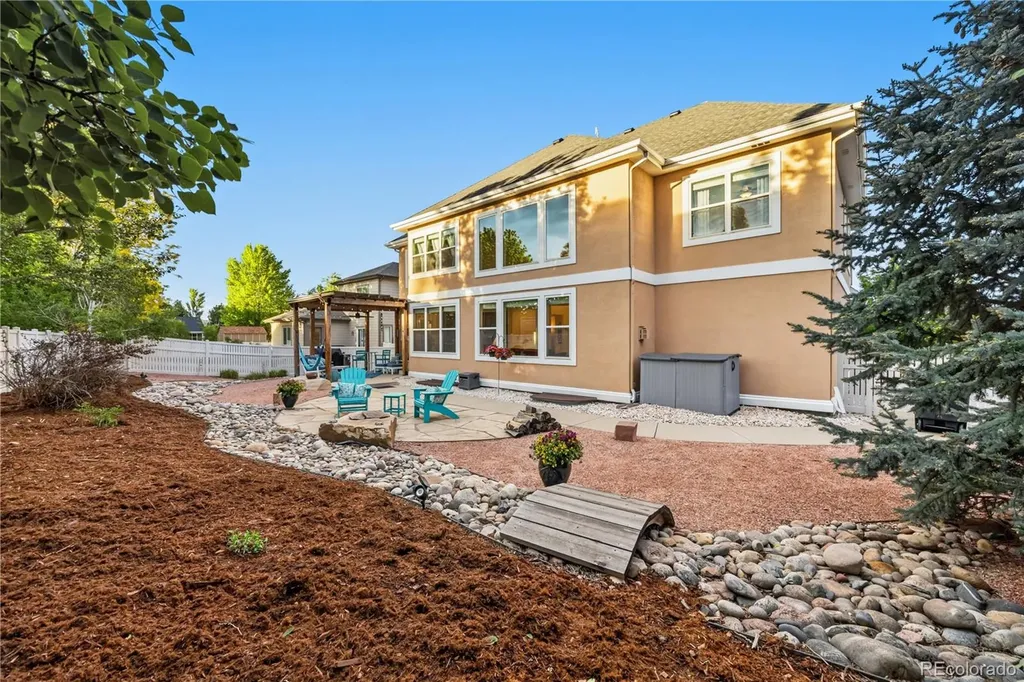10281 Foxfire Street Longmont CO 80504