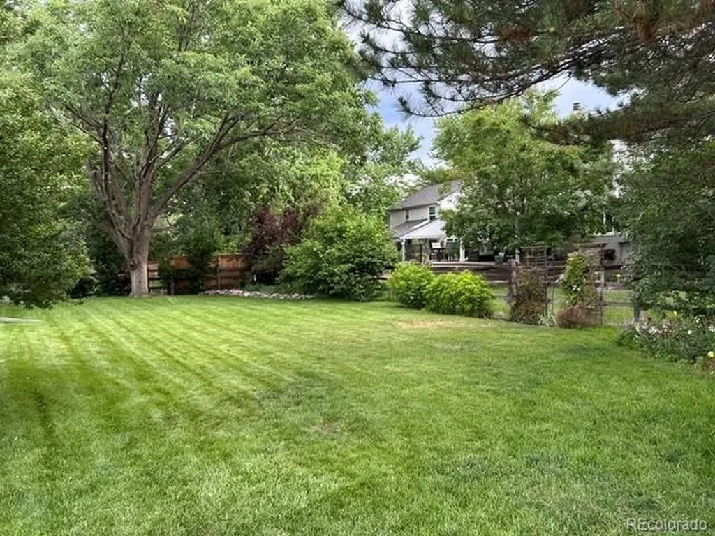 5301 S Garland Way Littleton CO 80123