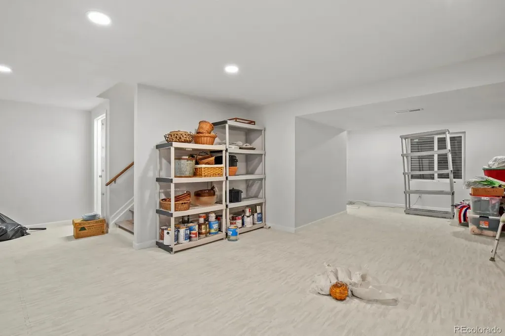 5301 S Garland Way Littleton CO 80123