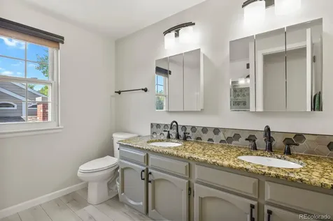 5301 S Garland Way Littleton CO 80123