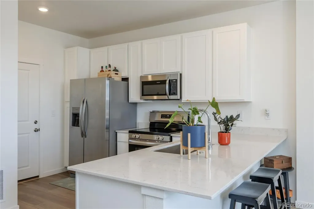 9072 Gladiola Way Arvada CO 80005