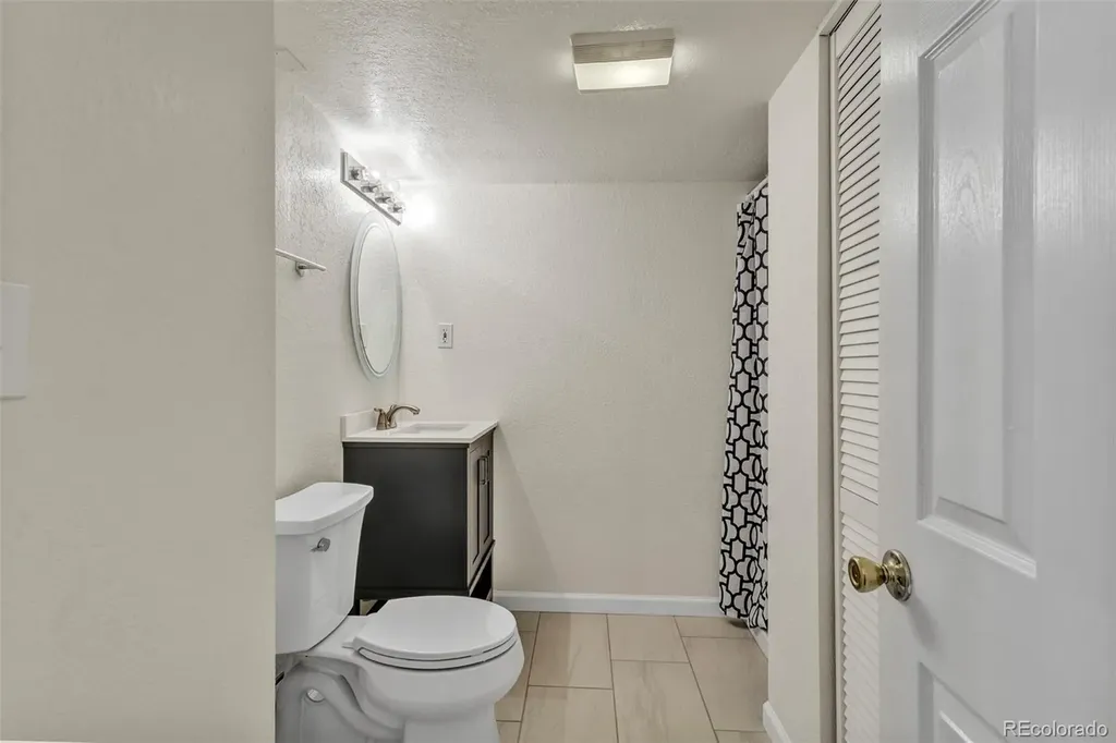 6333 Zang Court Arvada CO 80004