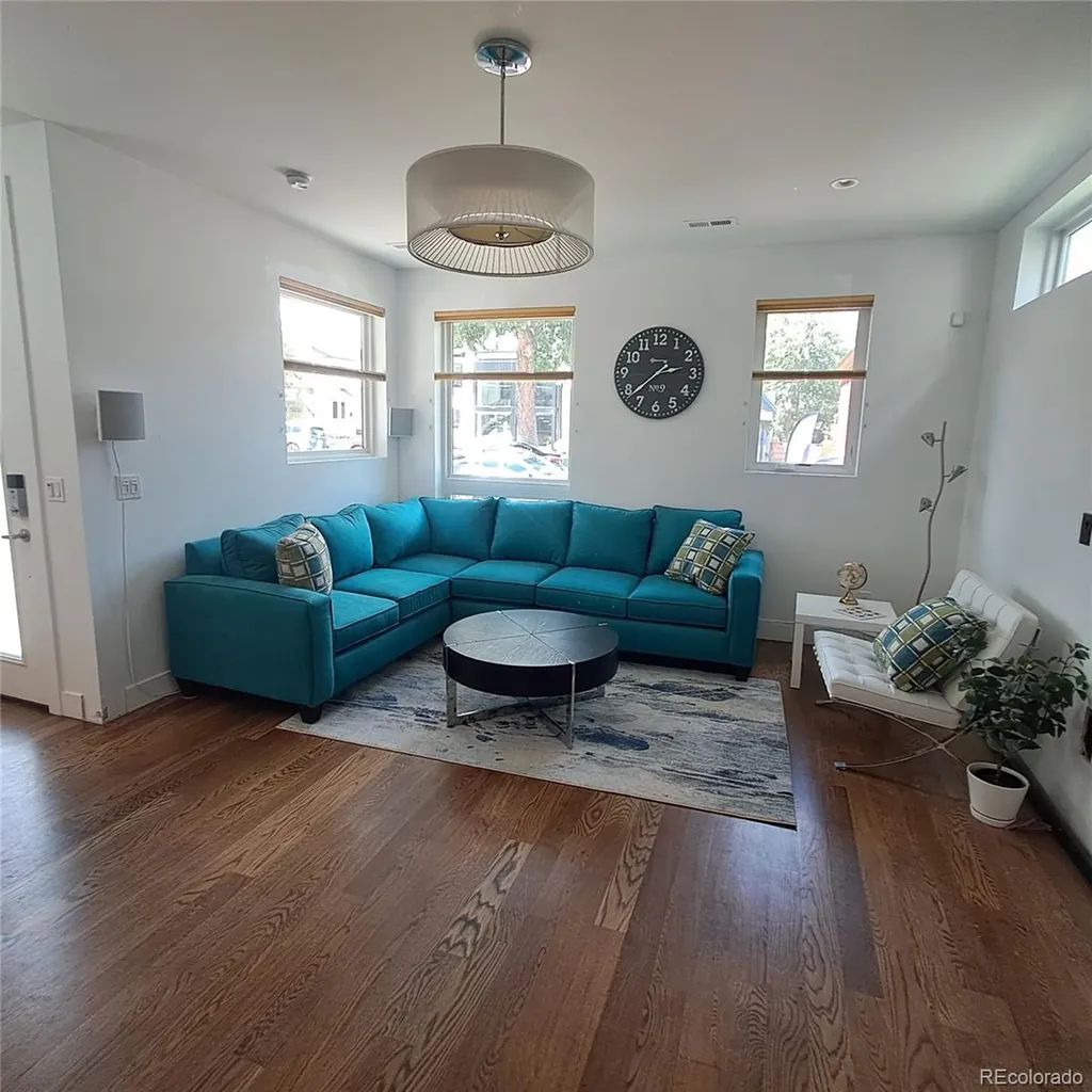 1930 W 35th Avenue Denver CO 80211