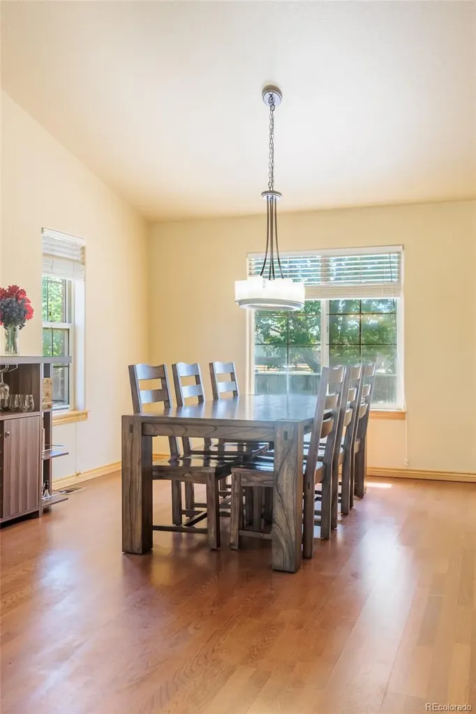 2513 Falcon Drive Longmont CO 80503