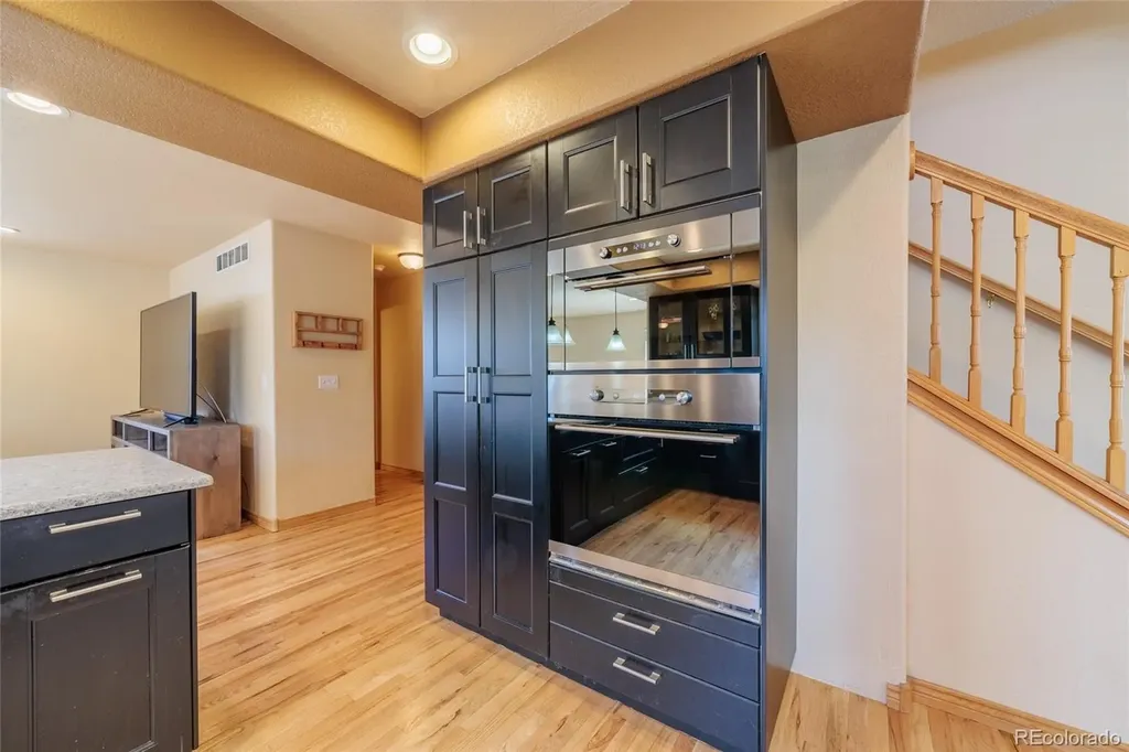 2513 Falcon Drive Longmont CO 80503