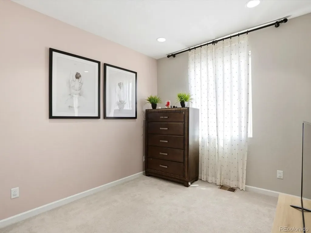 8650 E 105th Lane Commerce City CO 80640