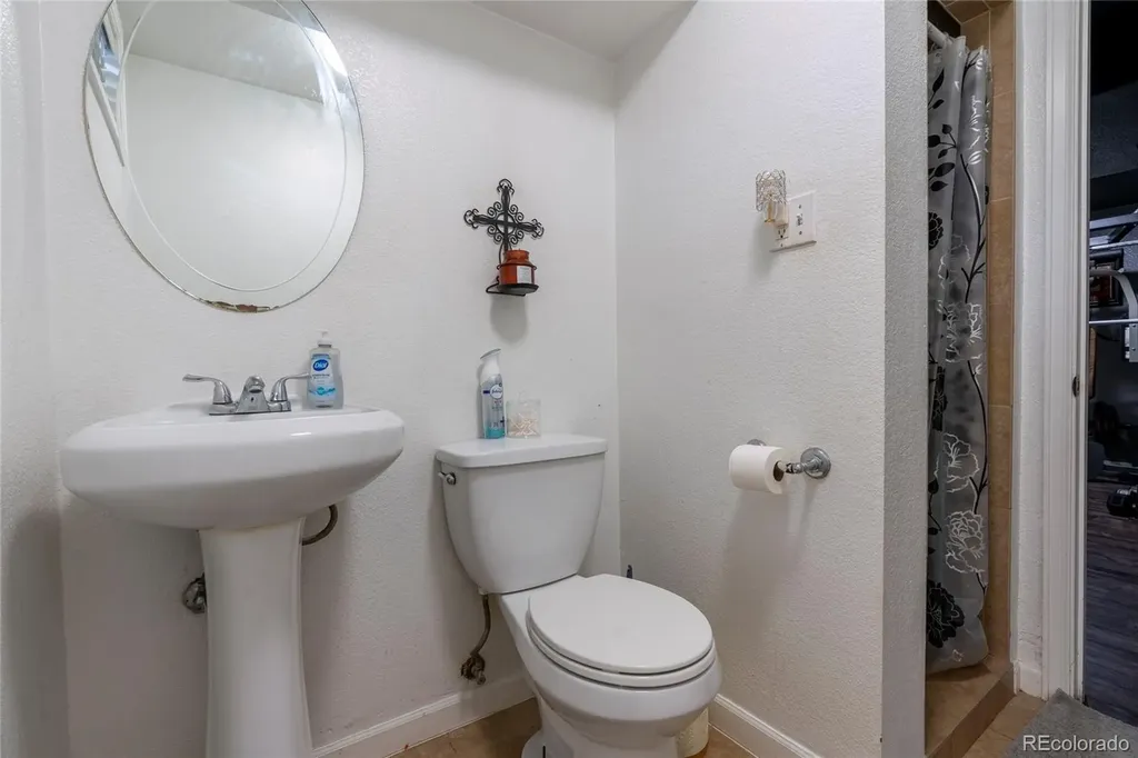 802 Muriel Drive Northglenn CO 80233