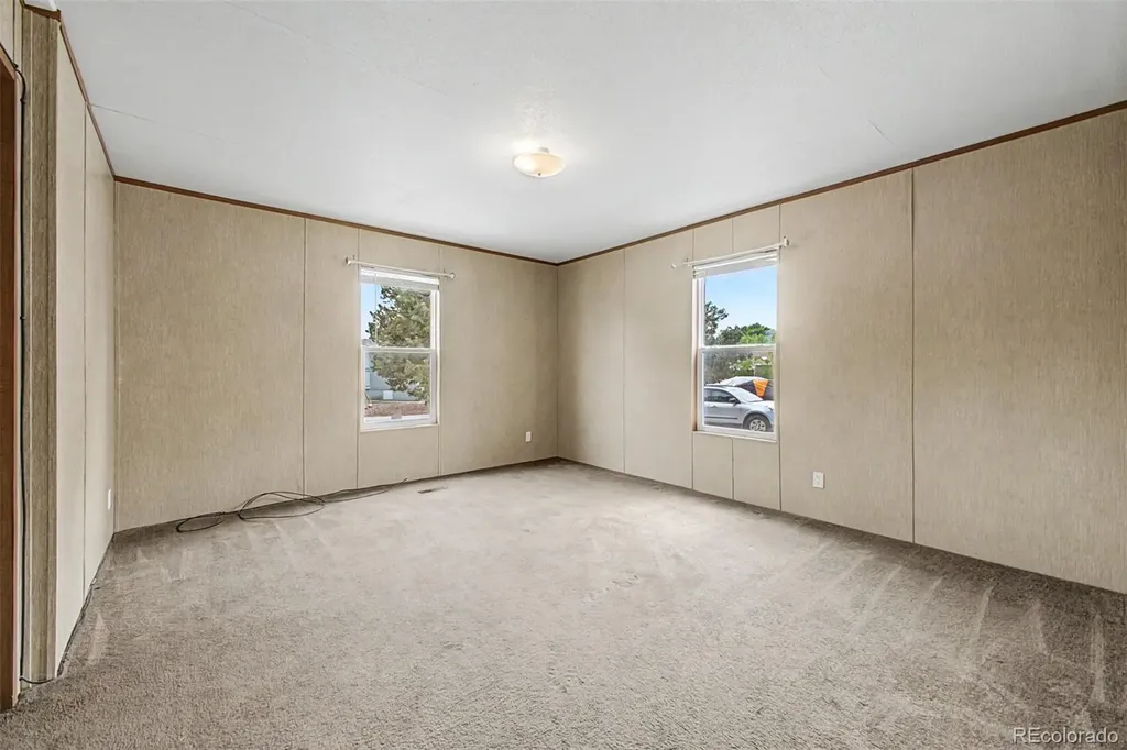 1095 Western Drive Colorado Springs CO 80915