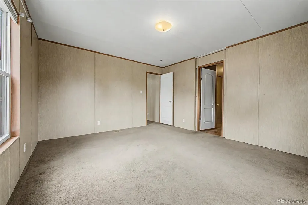 1095 Western Drive Colorado Springs CO 80915