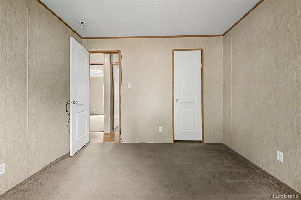 1095 Western Drive Colorado Springs CO 80915