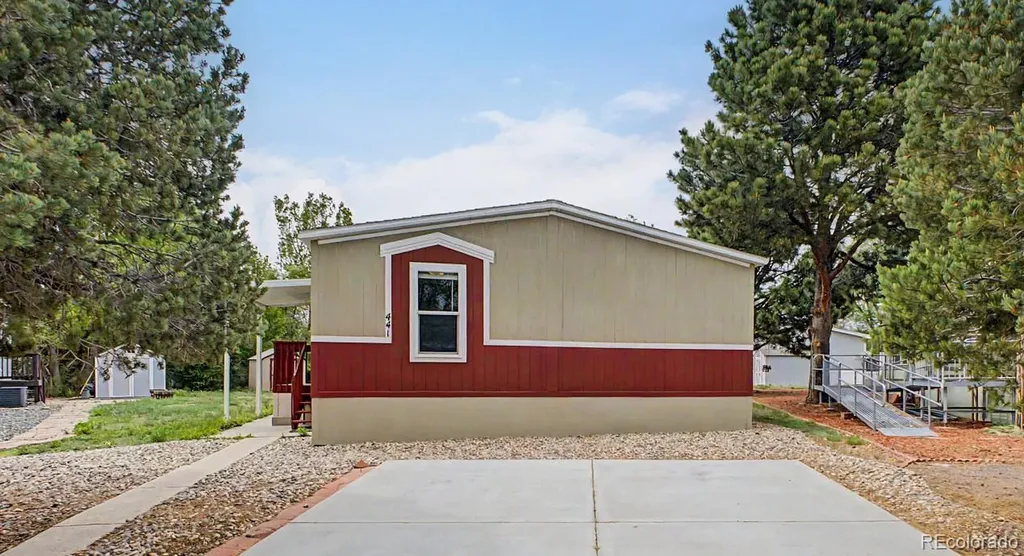 1095 Western Drive Colorado Springs CO 80915