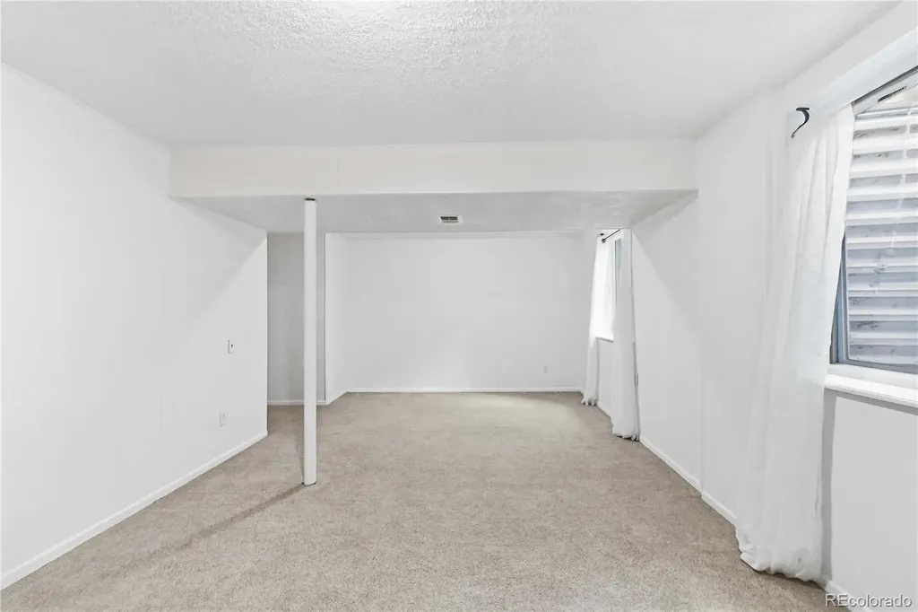 8389 Curlycup Place Parker CO 80134