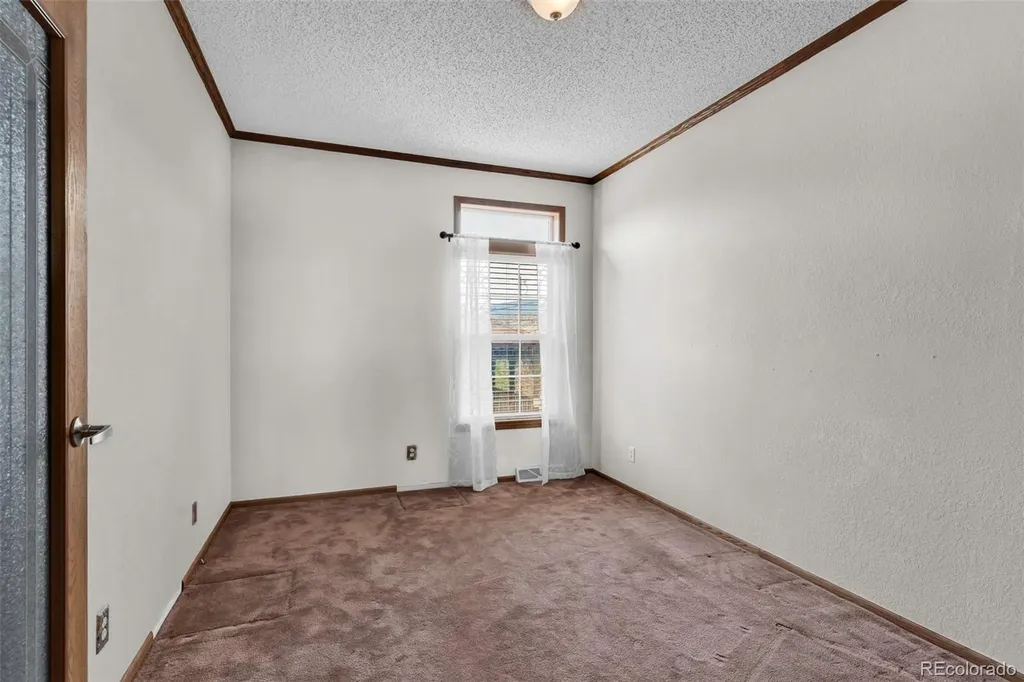 744 North Street Canon City CO 81212