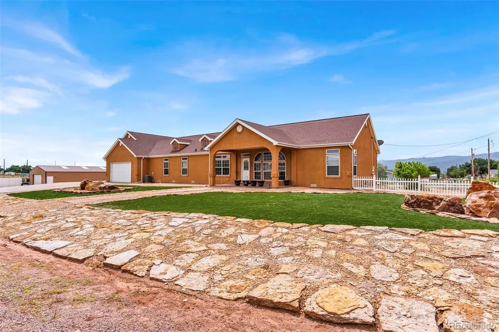 744 North Street Canon City CO 81212