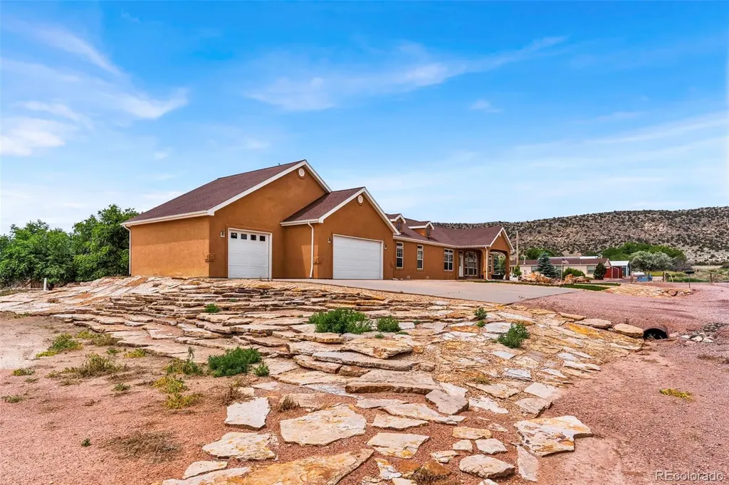 744 North Street Canon City CO 81212