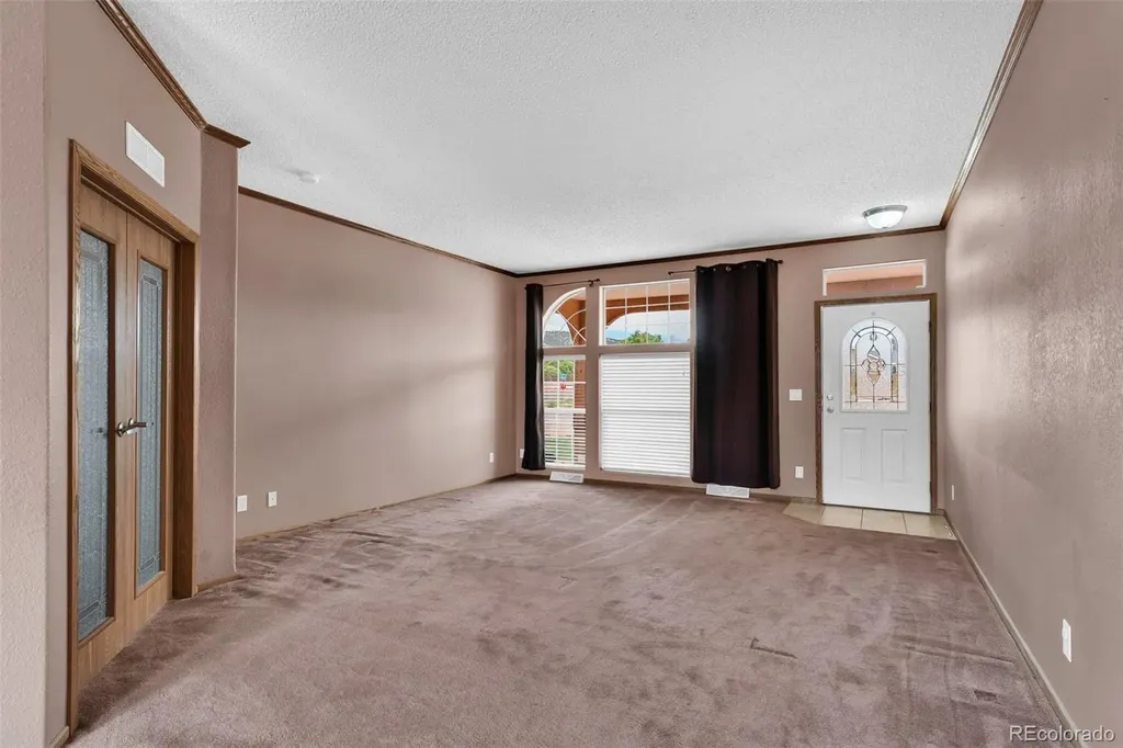 744 North Street Canon City CO 81212