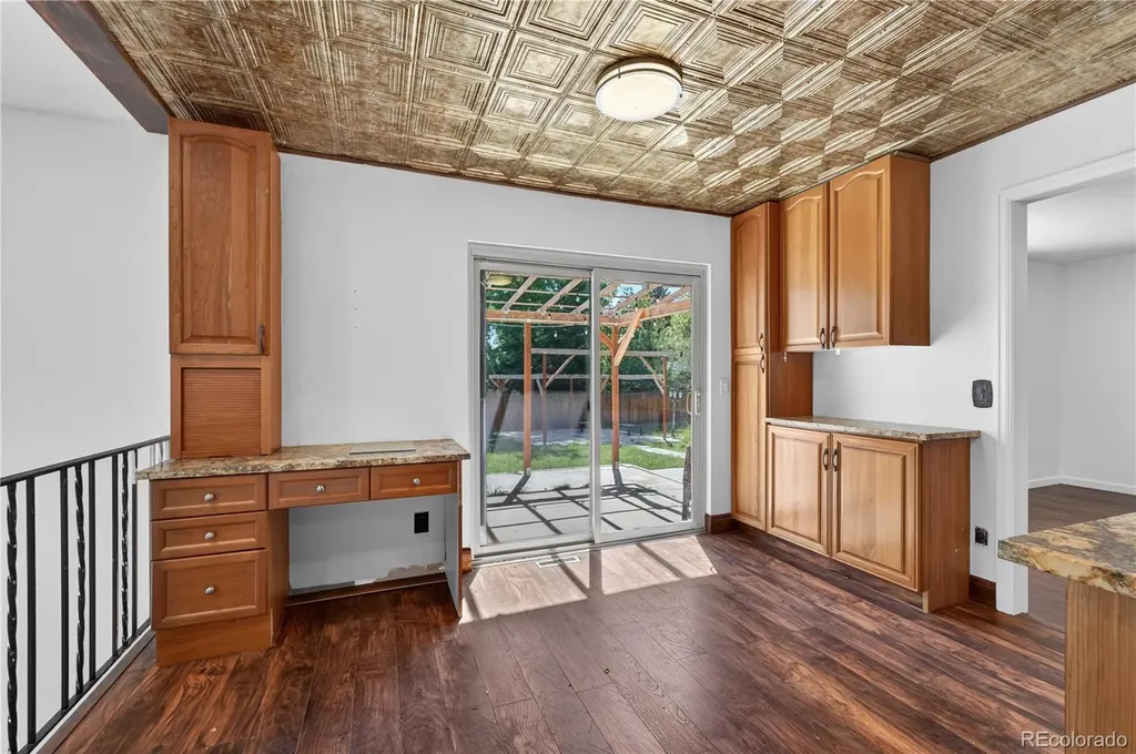 1550 S Oakland Street Aurora CO 80012