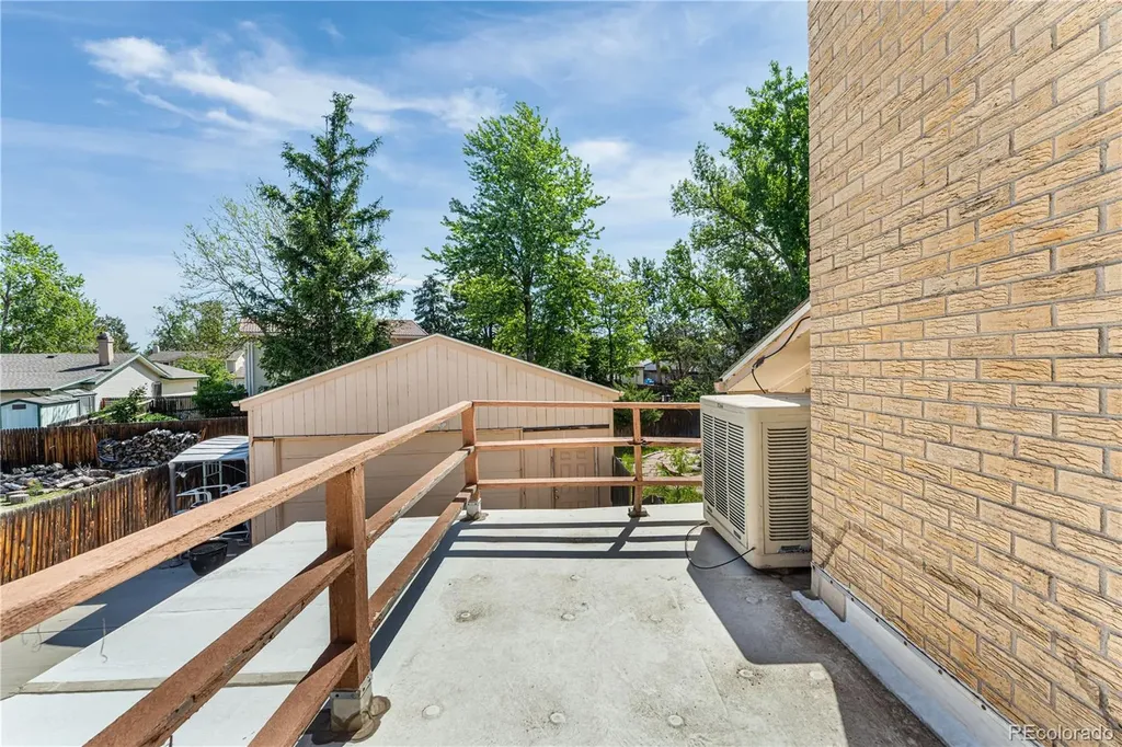 1550 S Oakland Street Aurora CO 80012