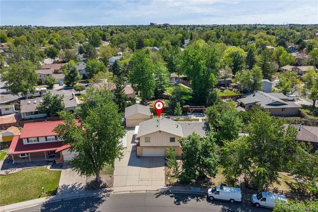 1550 S Oakland Street Aurora CO 80012