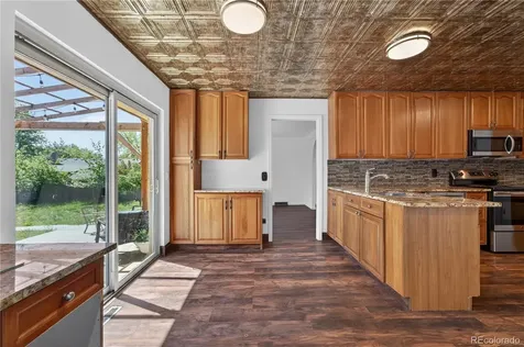 1550 S Oakland Street Aurora CO 80012