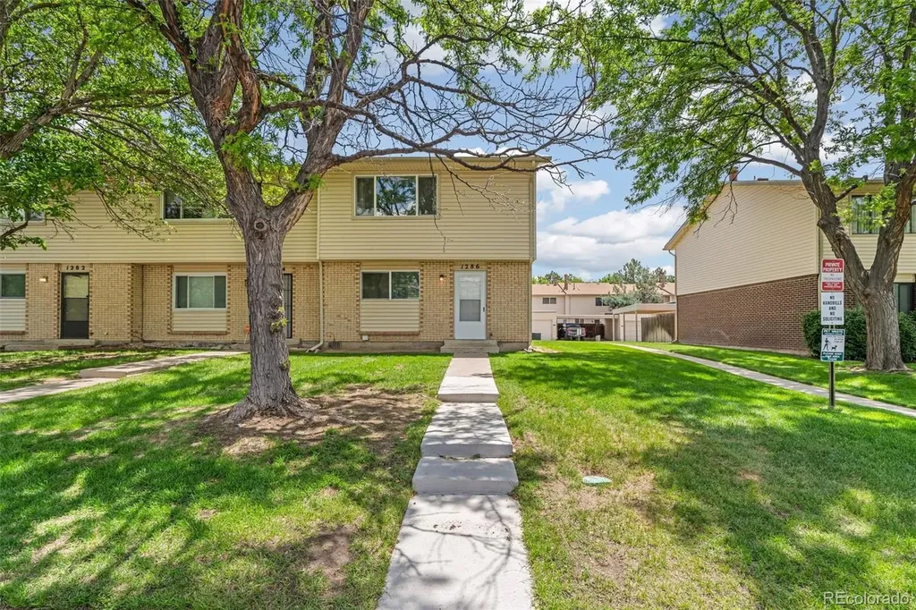 1286 S Troy Street Aurora CO 80012