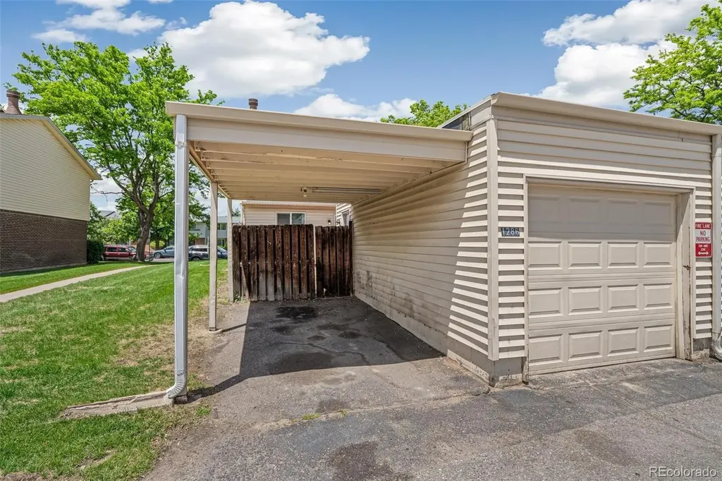 1286 S Troy Street Aurora CO 80012
