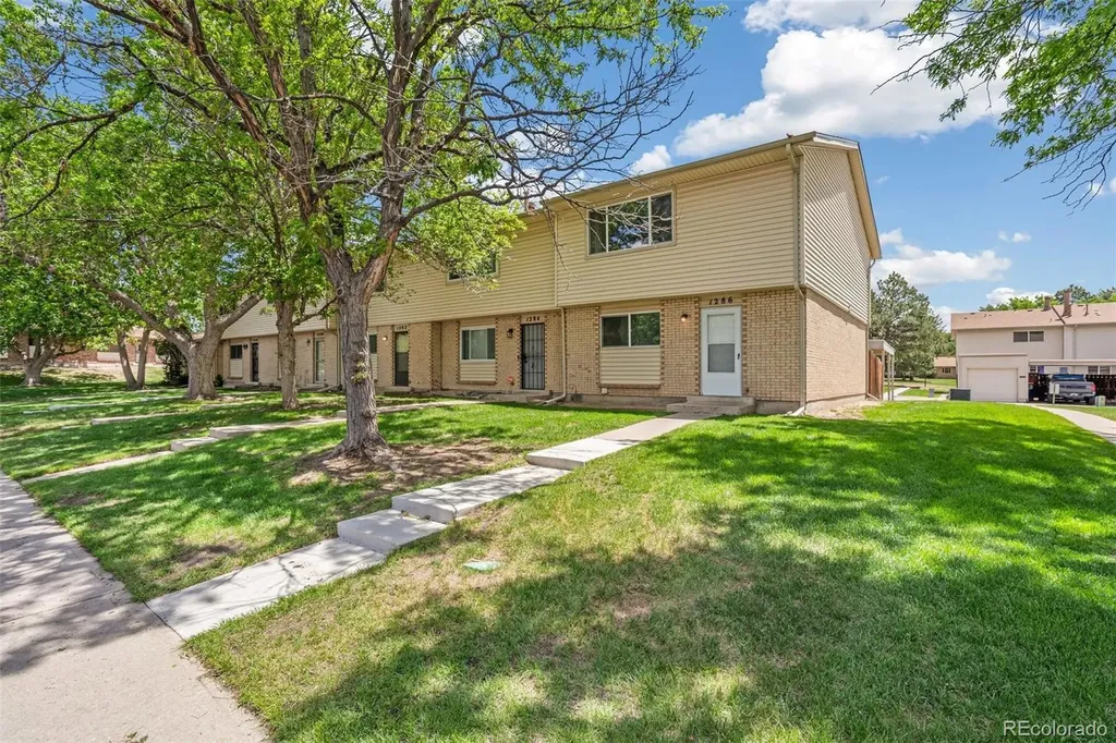 1286 S Troy Street Aurora CO 80012