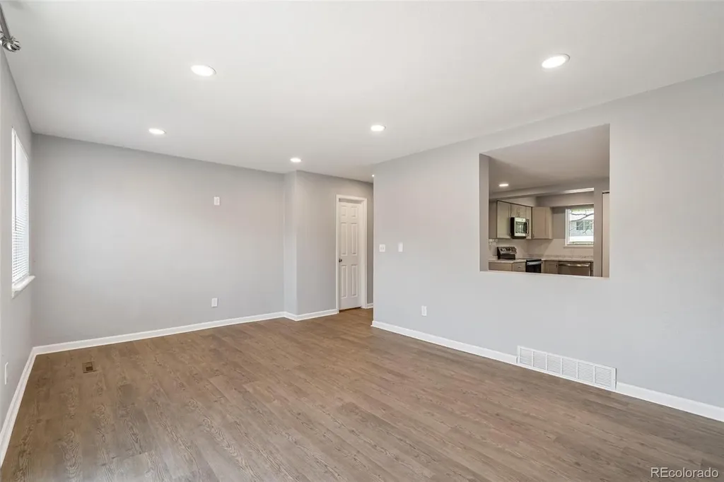 1286 S Troy Street Aurora CO 80012
