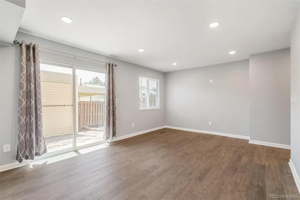 1286 S Troy Street Aurora CO 80012