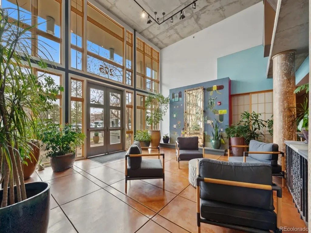 275 S Harrison Street Denver CO 80209