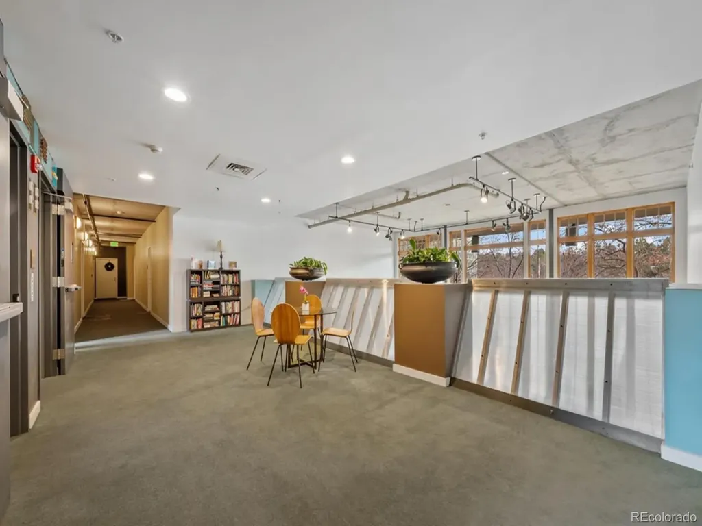 275 S Harrison Street Denver CO 80209