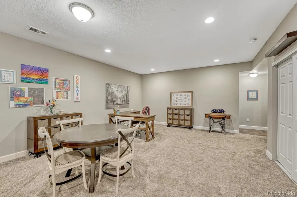 4514 S Valdai Circle Aurora CO 80015
