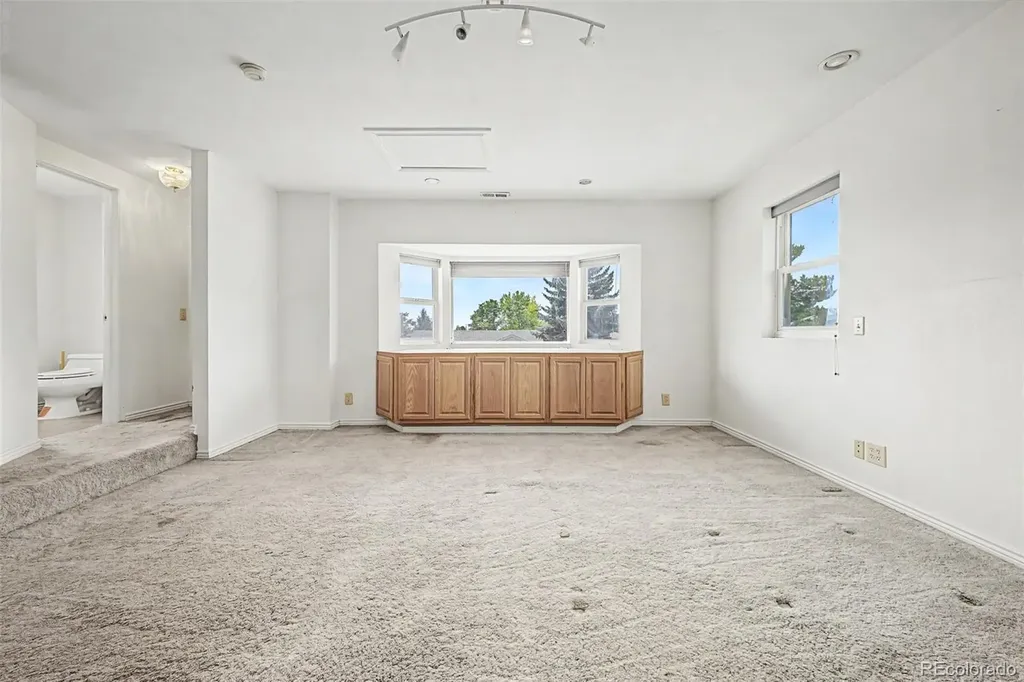 2533 W 99th Place Denver CO 80260