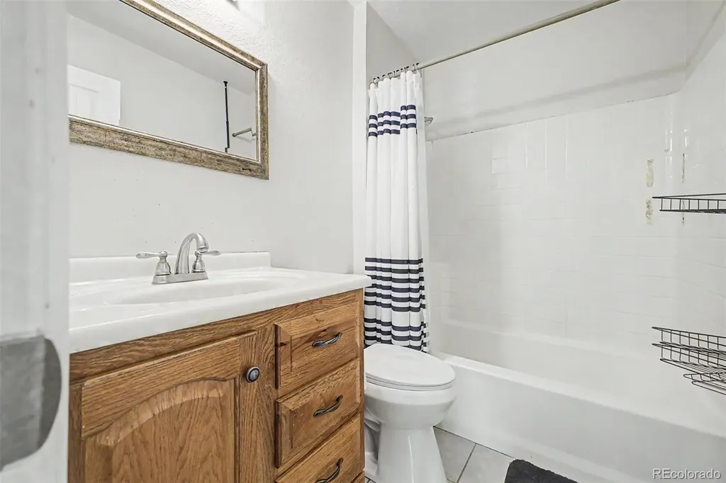 2533 W 99th Place Denver CO 80260