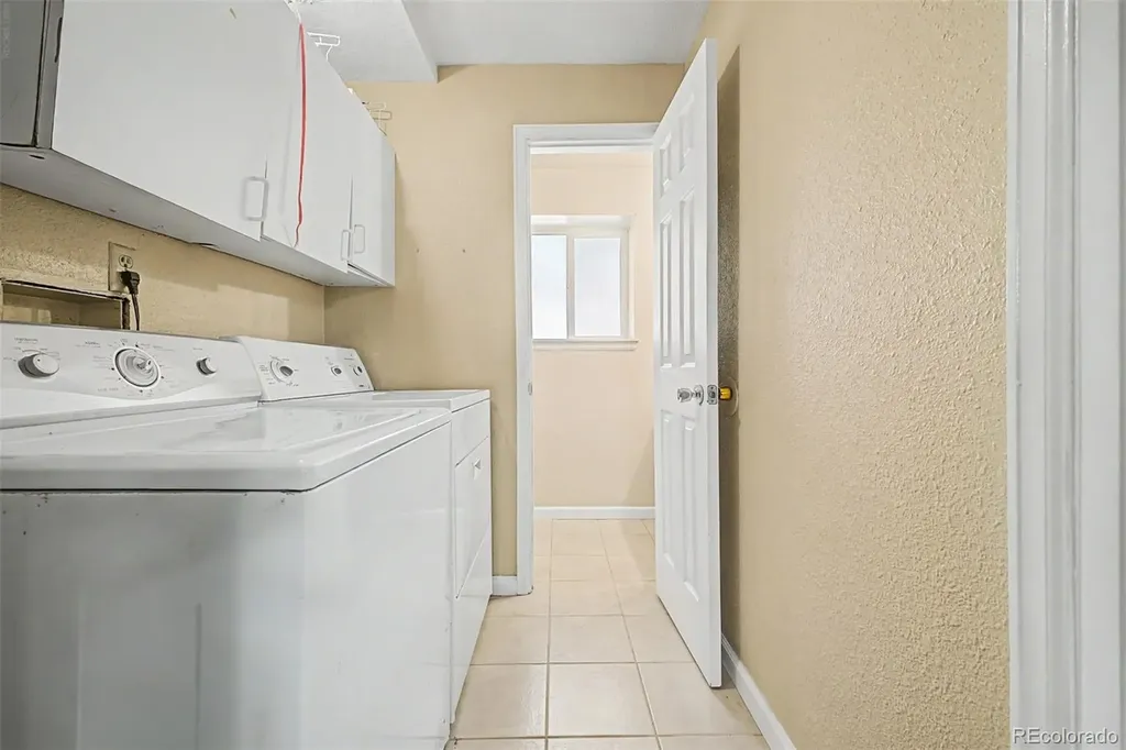 2533 W 99th Place Denver CO 80260