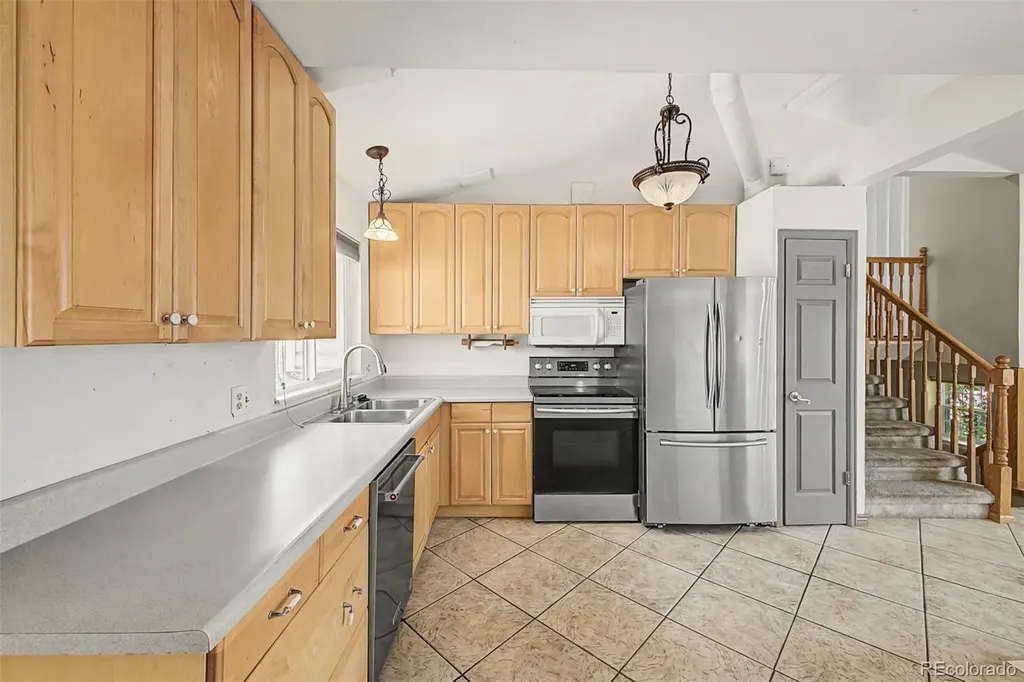 2533 W 99th Place Denver CO 80260