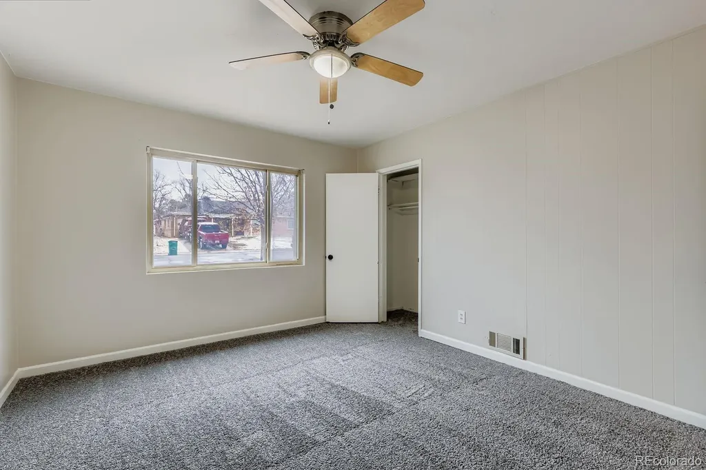 929 Quentin Street Aurora CO 80011