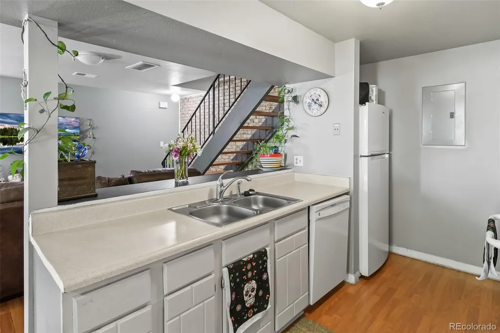1192 S Eagle Circle Aurora CO 80012