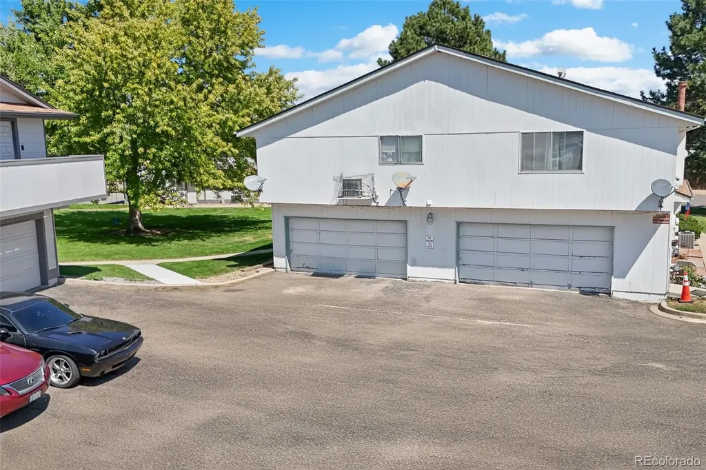 1192 S Eagle Circle Aurora CO 80012