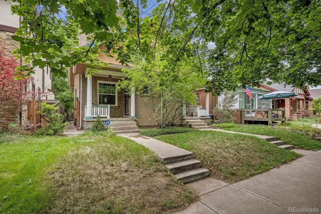 1060 Saint Paul Street Denver CO 80206