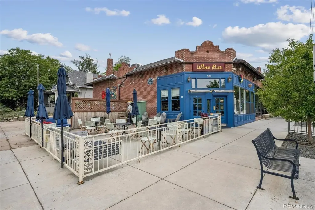 1060 Saint Paul Street Denver CO 80206