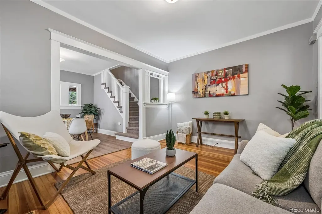 1060 Saint Paul Street Denver CO 80206
