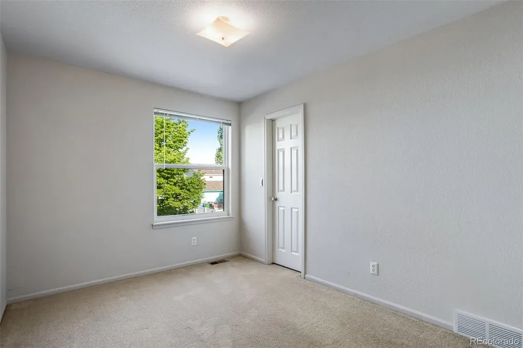 717 Chalk Avenue Loveland CO 80537