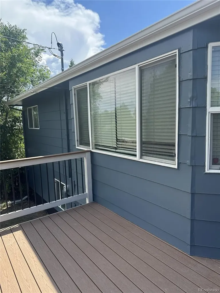 925 Arrawanna Street Colorado Springs CO 80909