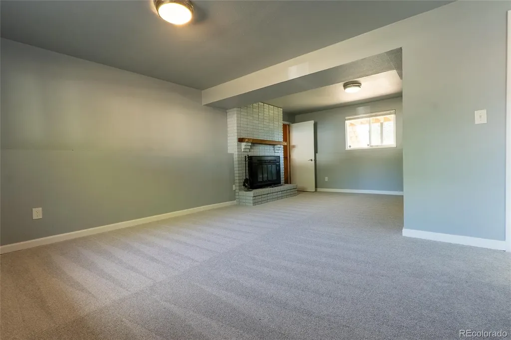 925 Arrawanna Street Colorado Springs CO 80909