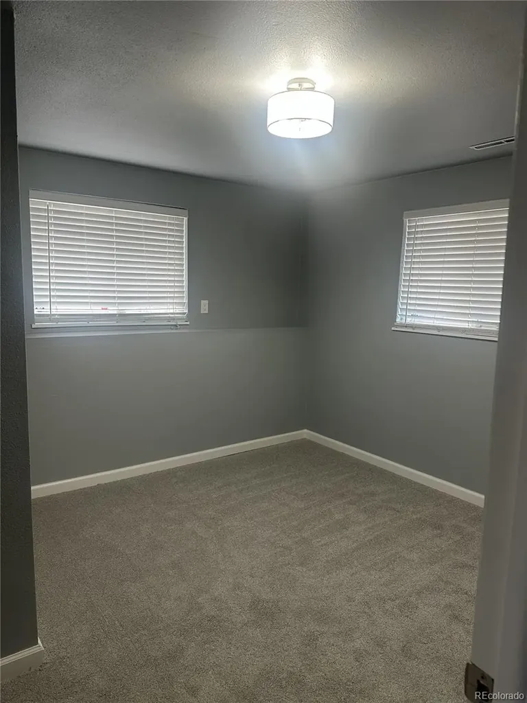 925 Arrawanna Street Colorado Springs CO 80909