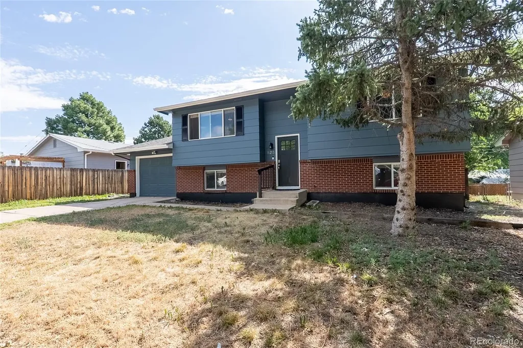 925 Arrawanna Street Colorado Springs CO 80909
